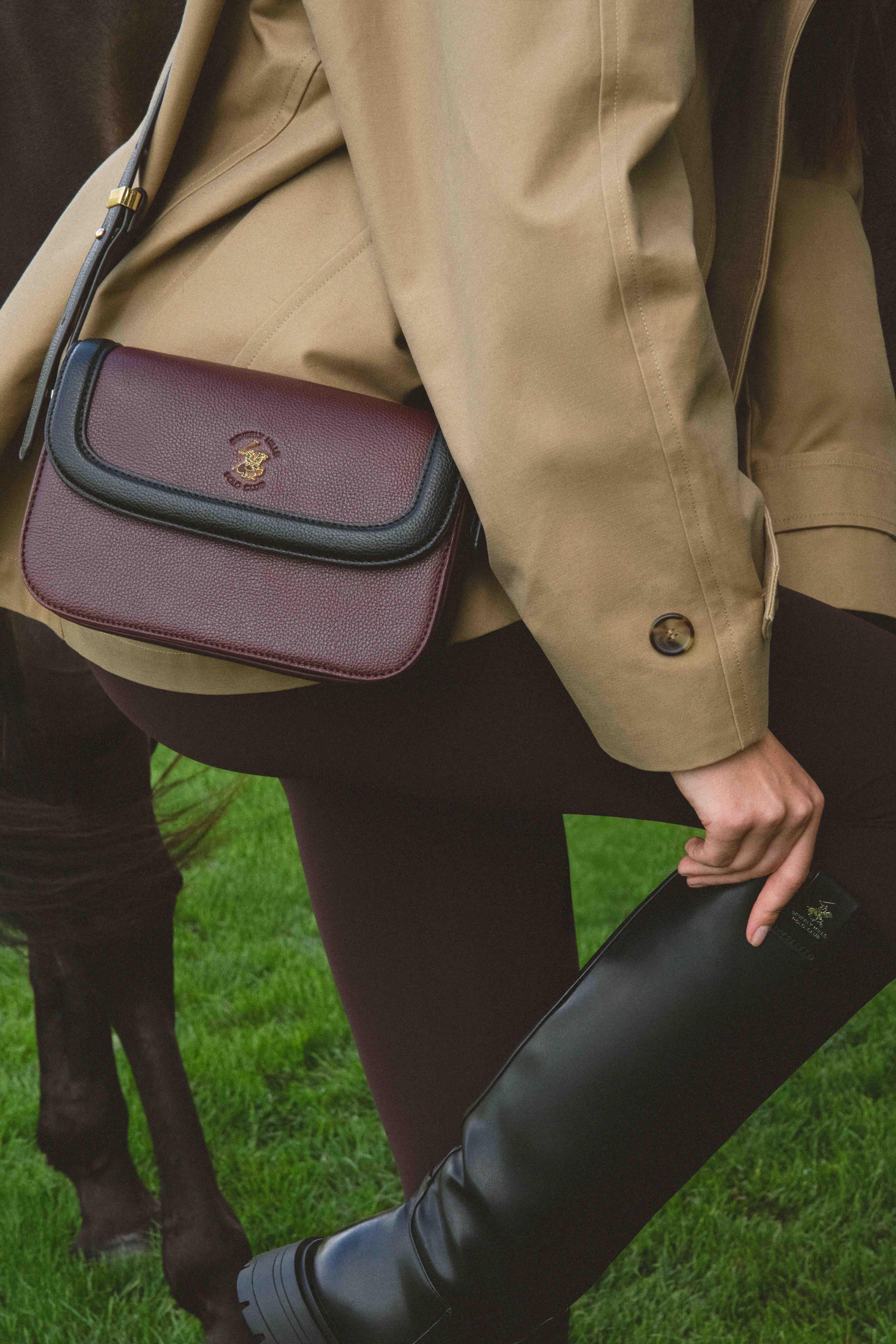 215e67ab dea9 4a54 8ccd 63cbf88ade16