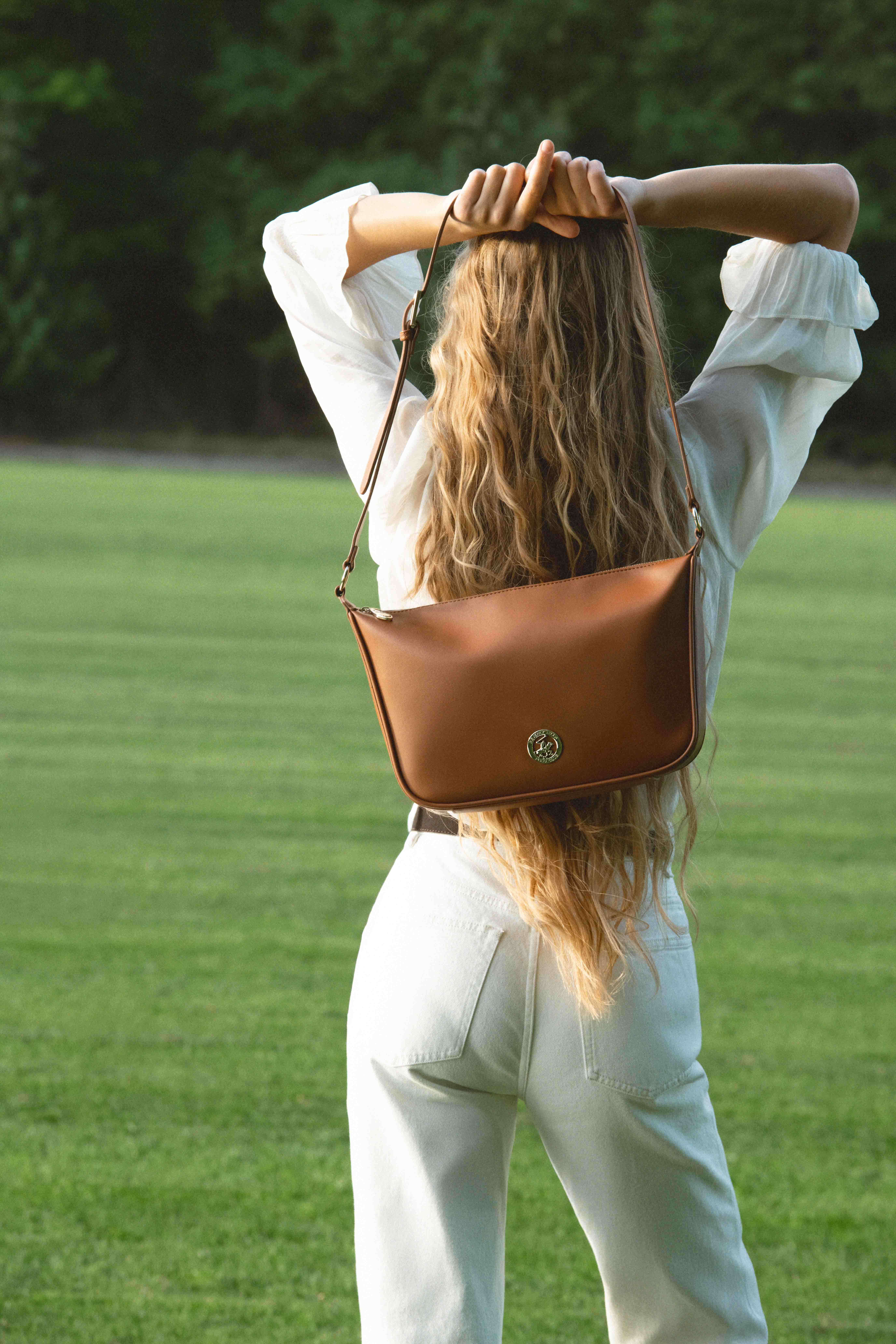 Cfe4025e 544b 4fac b9e3 37f9e41b0a64