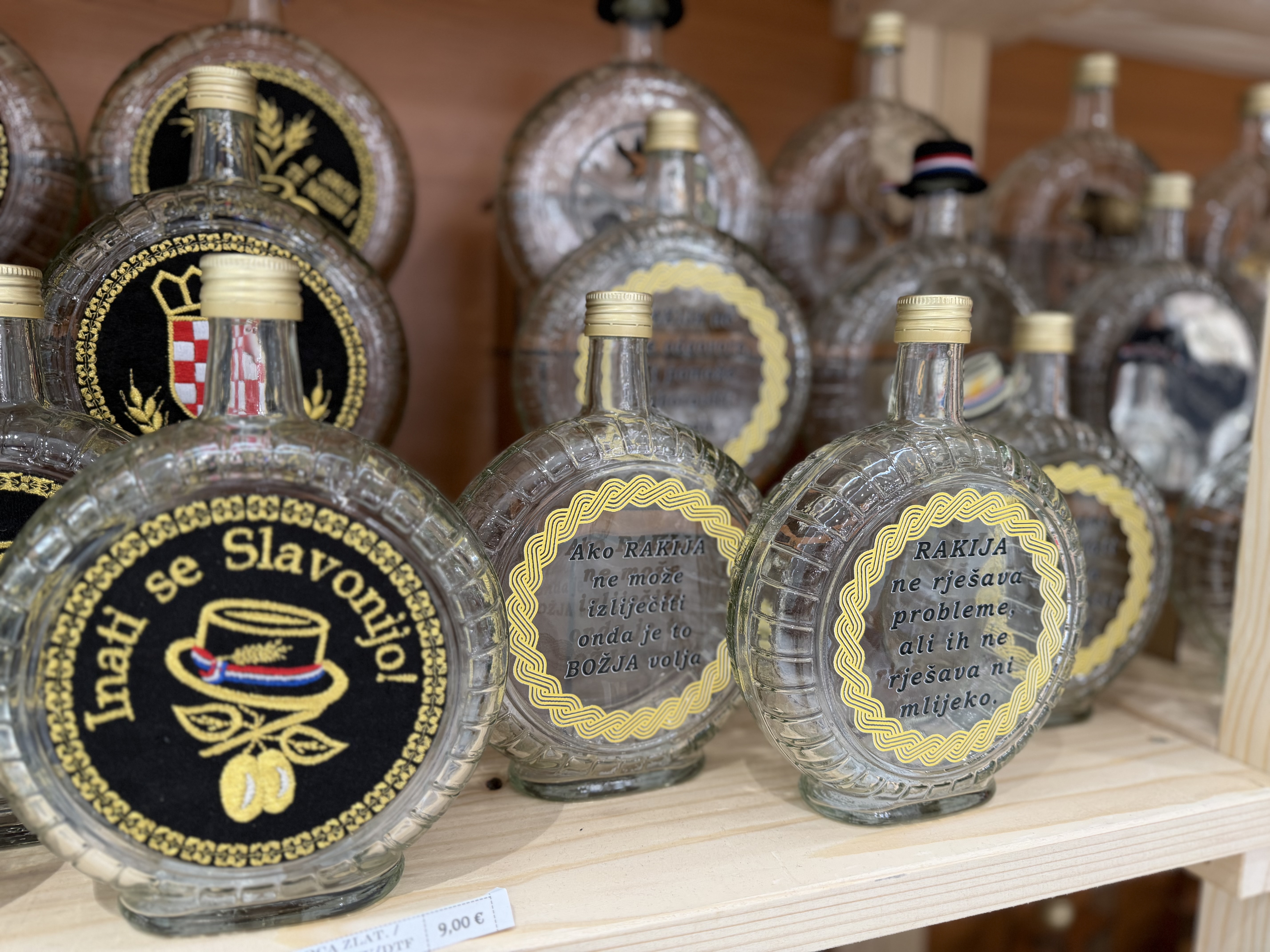 F9ee6654 b7f8 4517 9e59 6cd58971e938